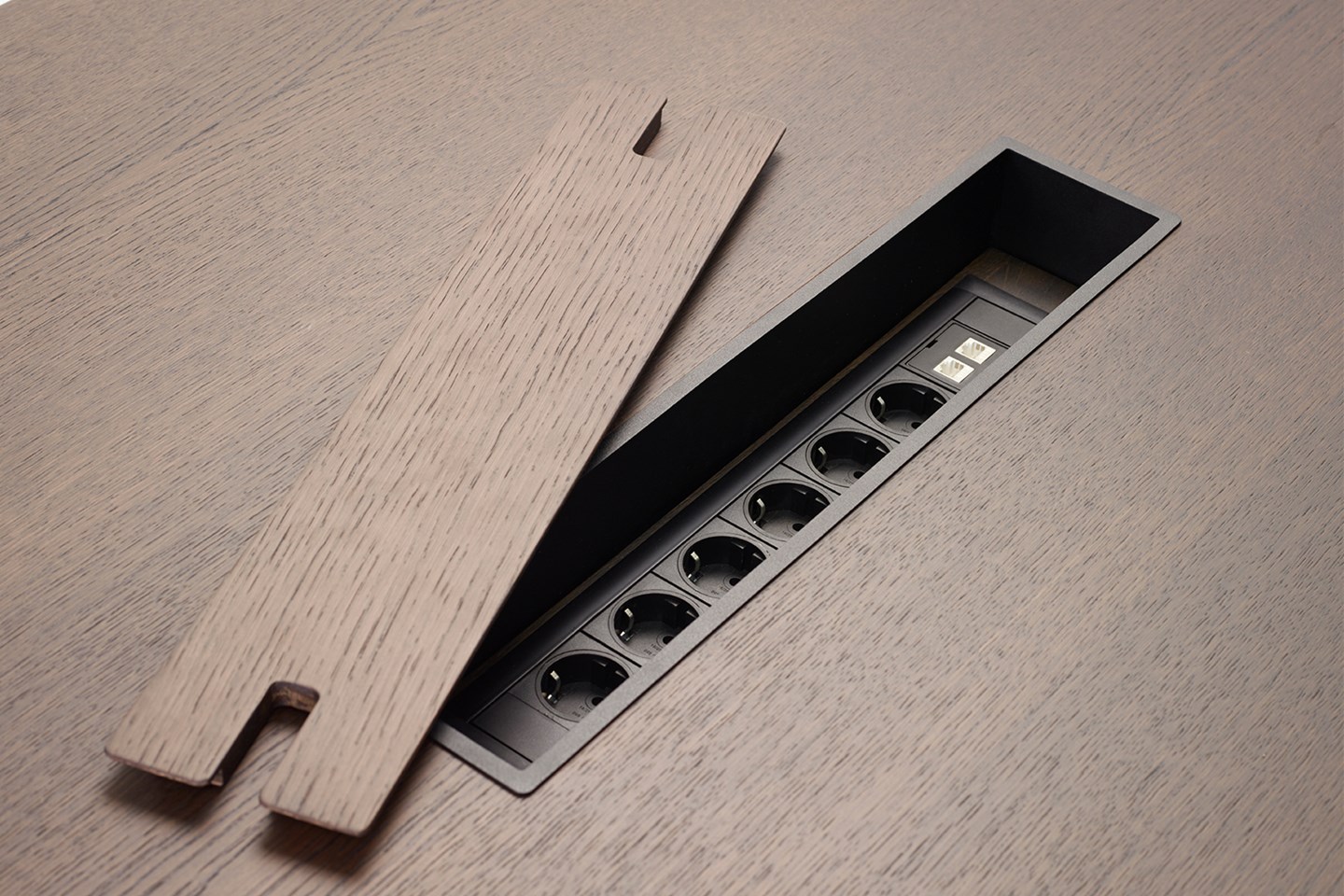 Arco slim table cm07