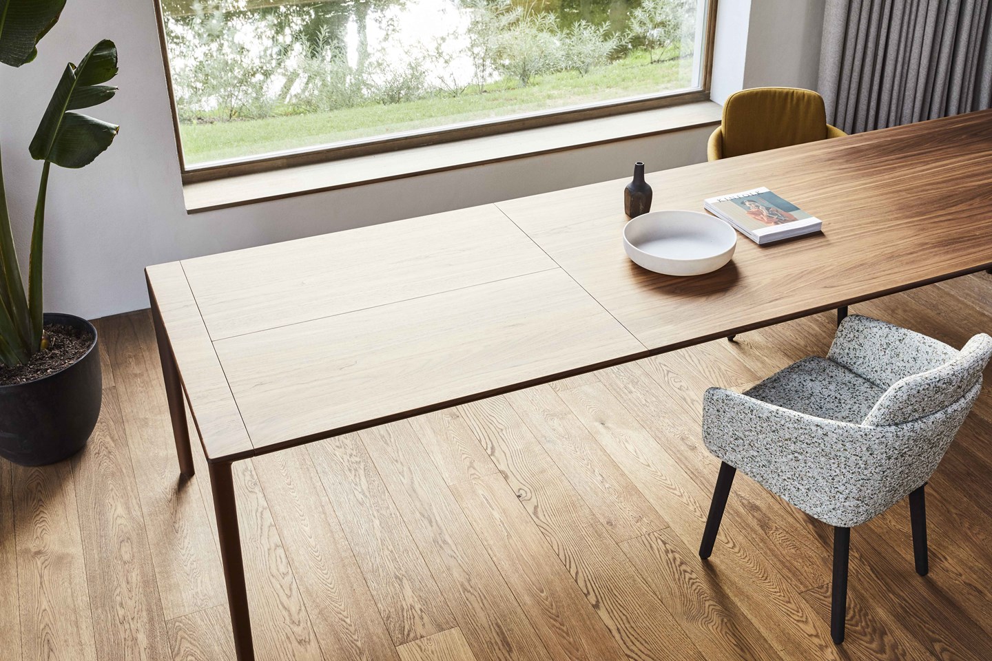 Arco Shift rectangular table