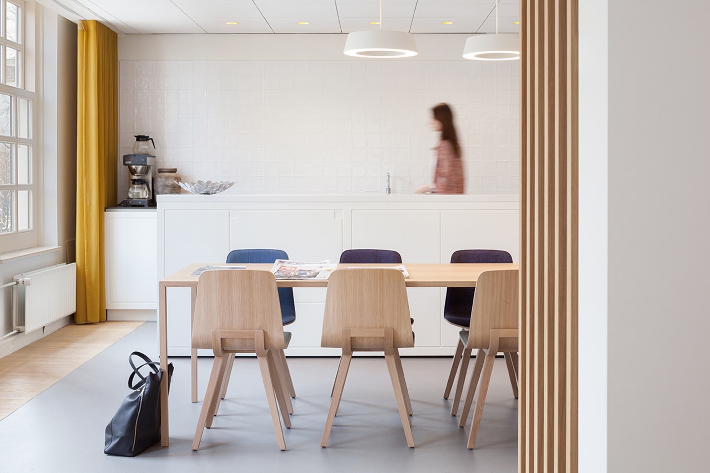 Arco Slim table