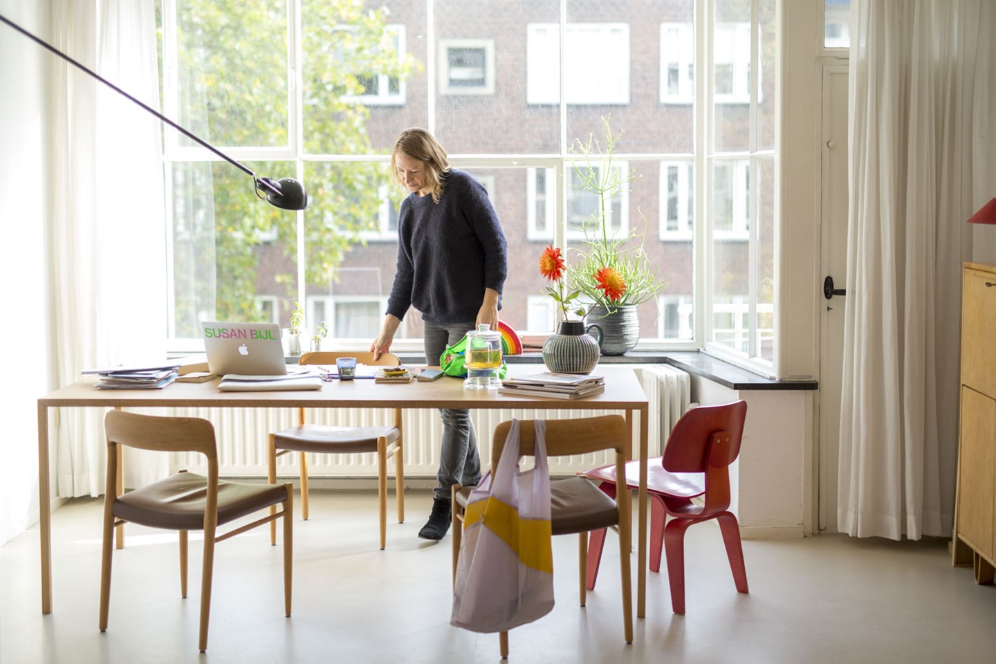Slim table @Susan Bijl